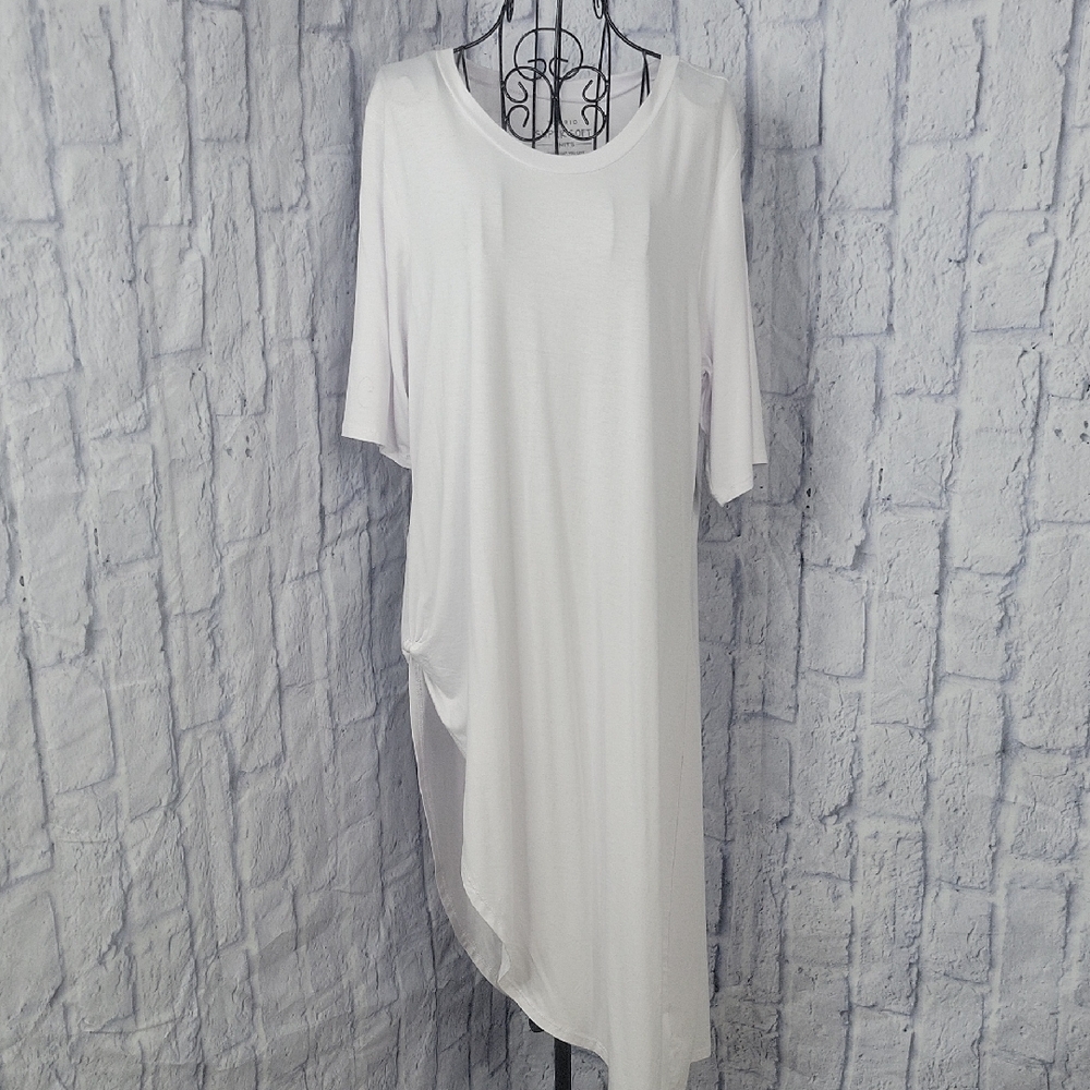 Torrid NWT 1X White‎ Side Twist Knit Tunic Dress Soft Stretch Casual Plus